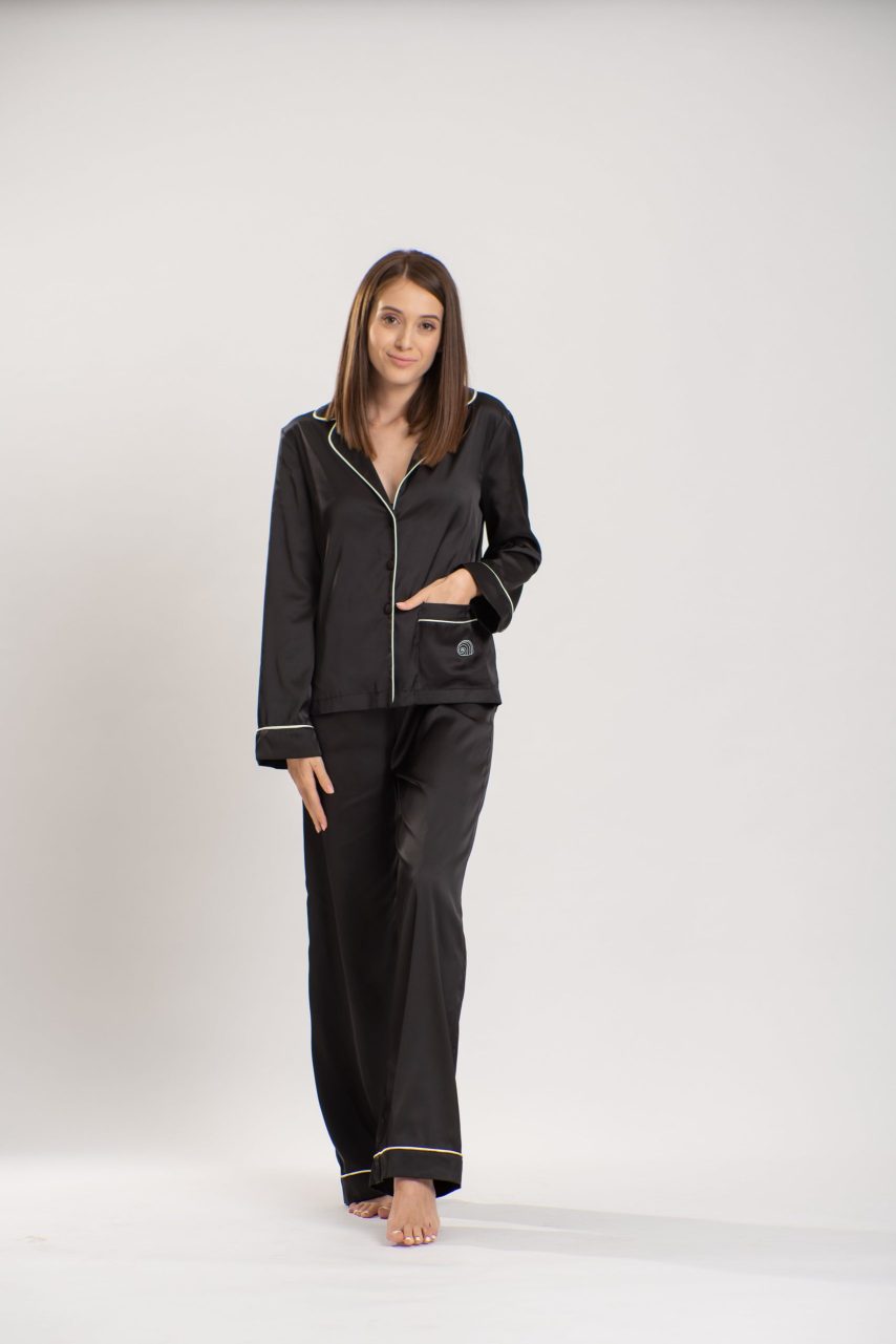 pyjamas-inout-black2