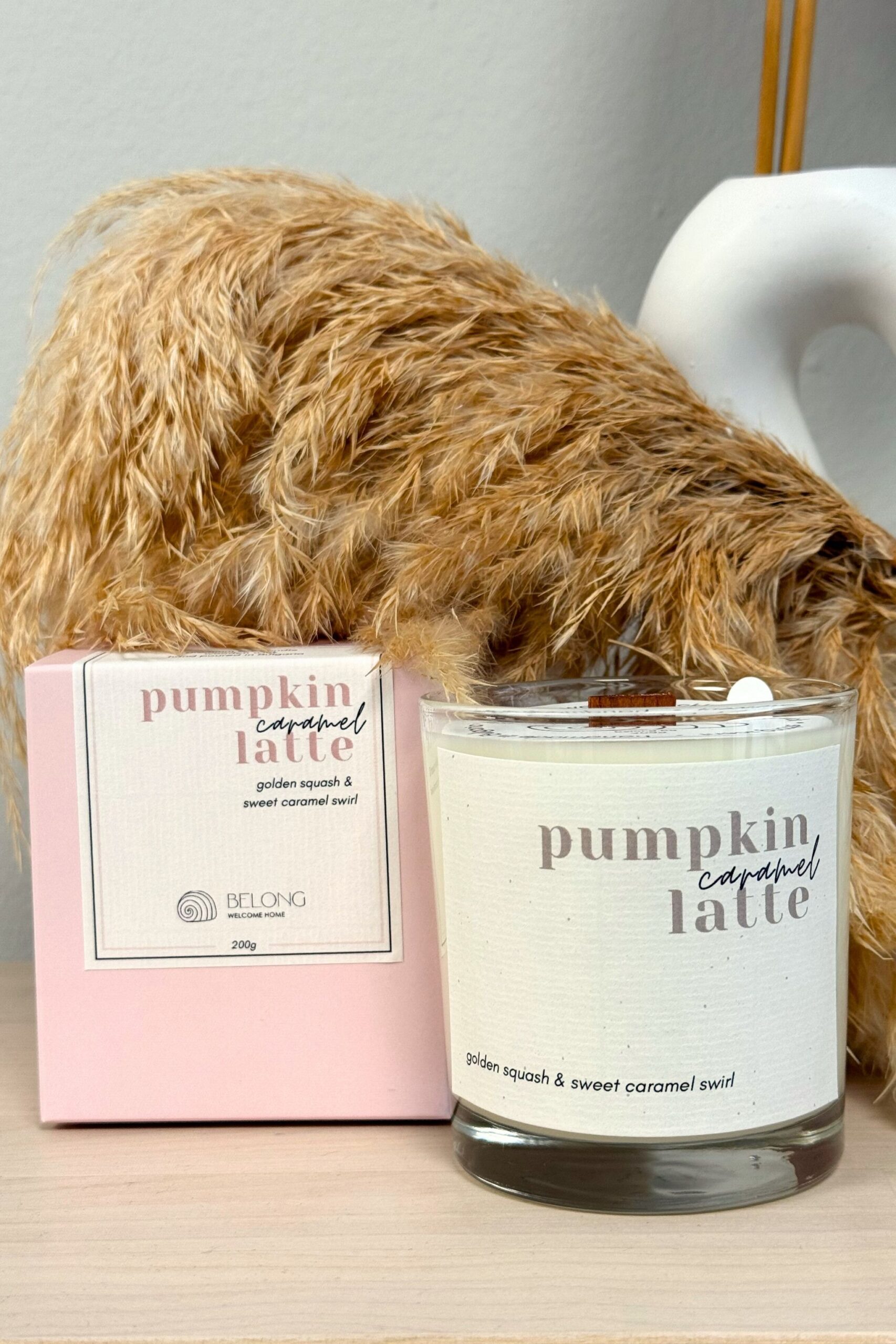 pumpkin-caramel-latte-свещ